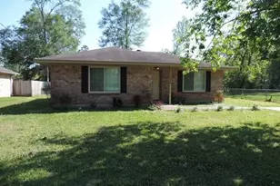 1300 E Hanson St, Cleveland, TX 77327 - Photo 1