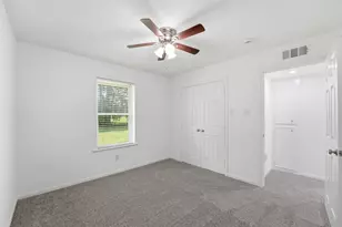 1300 E Hanson St, Cleveland, TX 77327 - Photo 17
