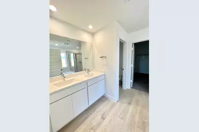 1631 Solana Drive, Fresno, TX 77545 - Photo 9