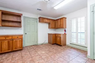 31511 Helen Ln, Tomball, TX 77375 - Photo 9