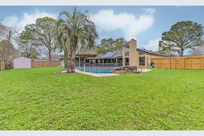 910 Evergreen Drive, Friendswood, TX 77546 - Photo 45