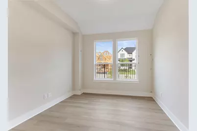 8143 Fenway Heights Dr, The Woodlands, TX 77389 - Photo 13