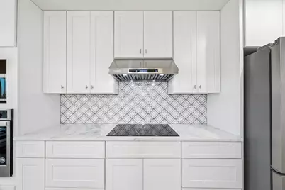 1814 Tiki Drive, Tiki Island, TX 77554 - Photo 15