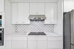 1814 Tiki Dr, Tiki Island, TX 77554 - Photo 15