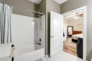 4614 Avenue L, Galveston, TX 77551 - Photo 37