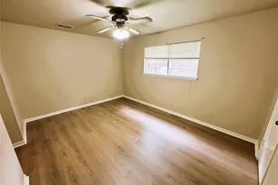 15127 Forest Lodge Dr, Houston, TX 77070 - Photo 11