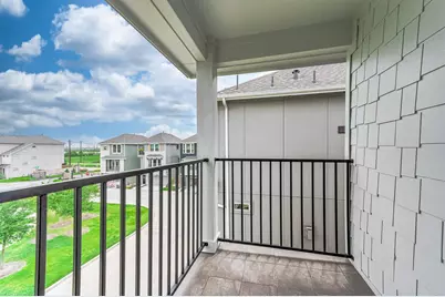 2022 Groveland Glen Drive, Houston, TX 77051 - Photo 31