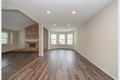 28706 Savannah Drive, Shenandoah, TX 77381 - Photo 11