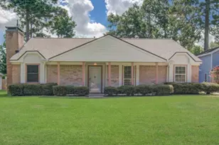 28706 Savannah Dr, Shenandoah, TX 77381 - Photo 1