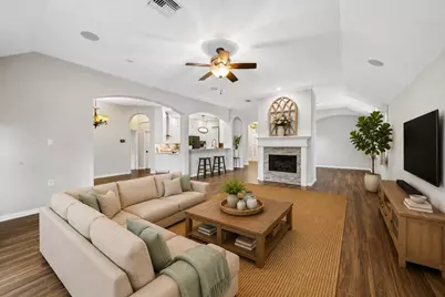 140 Greenridge Circle, League City, TX 77573 - Photo 13