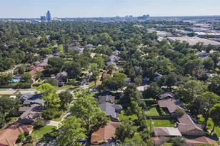 2007 Ganyard Dr, Houston, TX 77043 - Photo 39