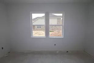 215 Dunovant Dr, Sealy, TX 77474 - Photo 3