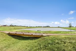 215 Dunovant Dr, Sealy, TX 77474 - Photo 35