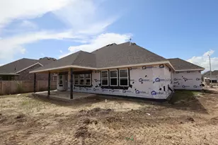 12114 Upper Mdws Ave, Mont Belvieu, TX 77535 - Photo 3
