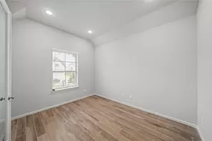 31527 Splitting Willow Way, Fulshear, TX 77441 - Photo 7