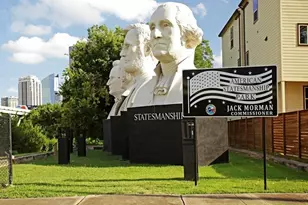 1310 Beachton St, Houston, TX 77007 - Photo 33