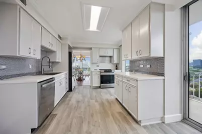 2200 Willowick Road #8BC, Houston, TX 77027 - Photo 7