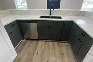 842 Dutch St, Deer Park, TX 77536 - Photo 3