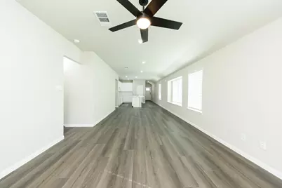 9213 Crestone Peak Drive, Willis, TX 77318 - Photo 7