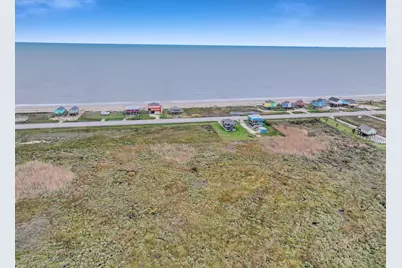 2409 Highway 87, Gilchrist, TX 77617 - Photo 15