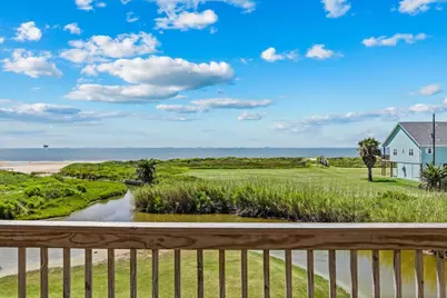 810 Casa Drive, Crystal Beach, TX 77650 - Photo 5