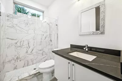 710 Stanford Street #C, Houston, TX 77019 - Photo 27