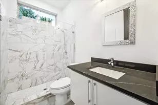 710 Stanford St, Houston, TX 77019 - Photo 27