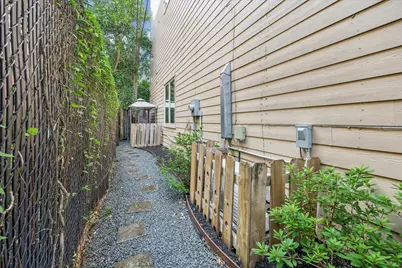 710 Stanford Street #C, Houston, TX 77019 - Photo 29