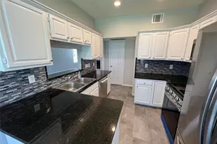 16430 Elmwood Point Ln, Sugar Land, TX 77498 - Photo 9