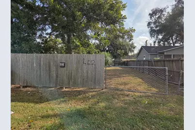 4614 Weaver Road, Houston, TX 77016 - Photo 3