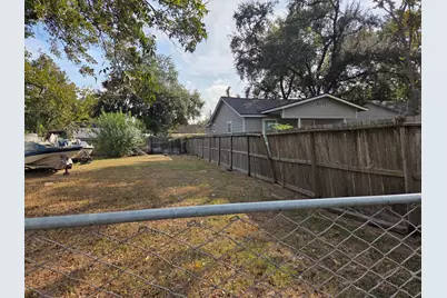4614 Weaver Road, Houston, TX 77016 - Photo 5