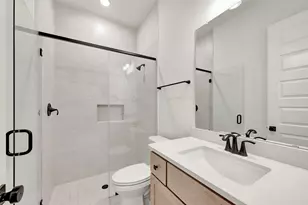 16006 Rich Ct, Conroe, TX 77302 - Photo 17