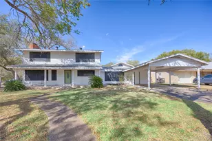 909 Eilers St, Schulenburg, TX 78956 - Photo 3