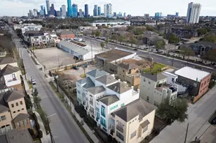 1026 Wagner St, Houston, TX 77007 - Photo 1