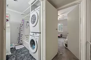 5223 Arboles Dr, Houston, TX 77035 - Photo 17