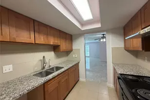 7214 Crownwest St, Houston, TX 77072 - Photo 17