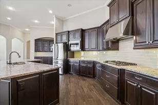 2030 Edgemont Pl, Missouri City, TX 77459 - Photo 11