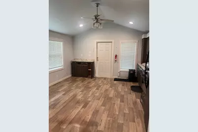 129 Shoreline Drive, Cleveland, TX 77327 - Photo 3