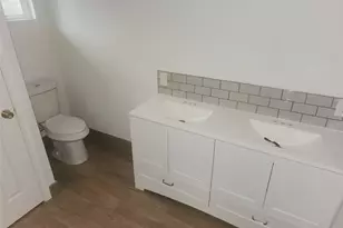 7834 Bayless Dr, Houston, TX 77017 - Photo 7