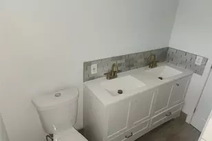 7834 Bayless Dr, Houston, TX 77017 - Photo 9