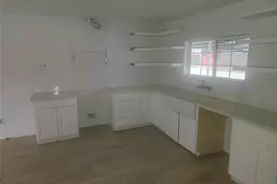 7834 Bayless Dr, Houston, TX 77017 - Photo 5