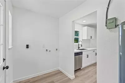 707 Lilley Road, Alvin, TX 77511 - Photo 9