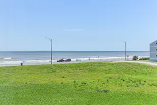 7312 Seawall Blvd, Galveston, TX 77551 - Photo 9