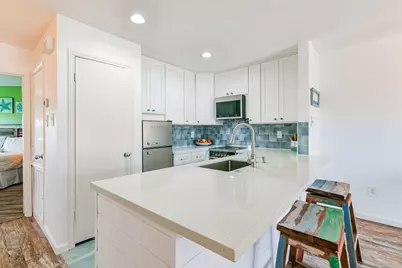 7312 Seawall Boulevard #209, Galveston, TX 77551 - Photo 5