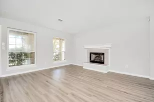 11834 Caprock Canyons Ln, Sugar Land, TX 77498 - Photo 9