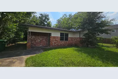 3610 Dennis Street, Houston, TX 77004 - Photo 1