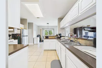 1484 Allison Street, Alvin, TX 77511 - Photo 13