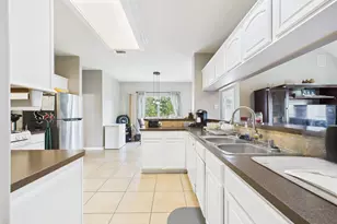 1484 Allison St, Alvin, TX 77511 - Photo 13