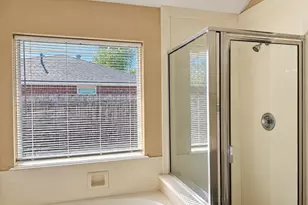 2206 Friarwood Trail, Houston, TX 77339 - Photo 21