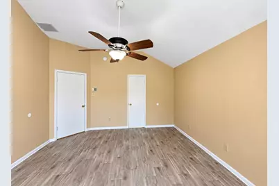 2206 Friarwood Trail, Houston, TX 77339 - Photo 17